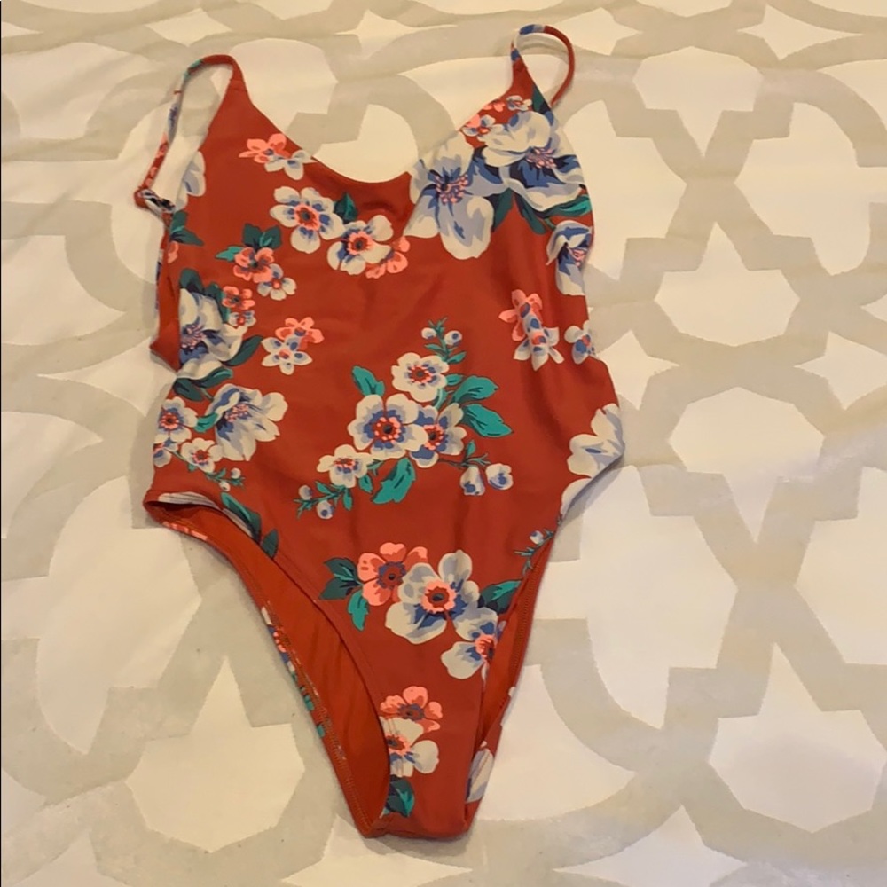 one piece bathing suit